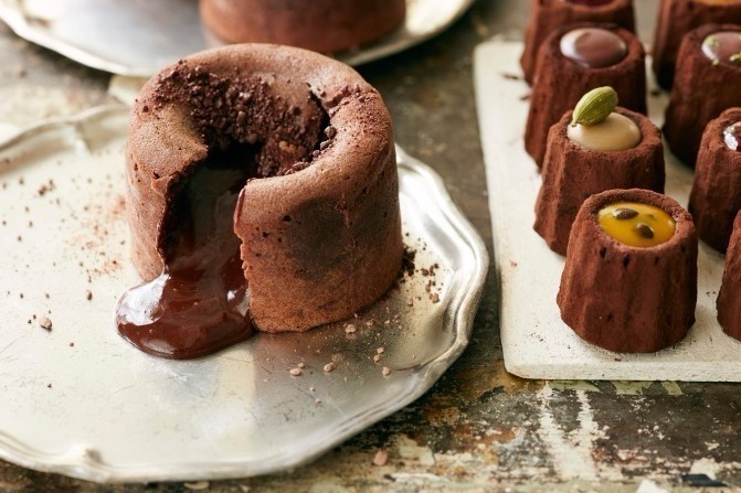 「ハイ カカオ チョコレートスタンド」