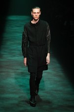 クリスチャン ダダ 2012-13年秋冬コレクション - 自然の行く先を服に落とし込んで｜写真1