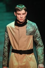 クリスチャン ダダ 2012-13年秋冬コレクション - 自然の行く先を服に落とし込んで｜写真33