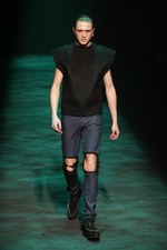 クリスチャン ダダ 2012-13年秋冬コレクション - 自然の行く先を服に落とし込んで｜写真36