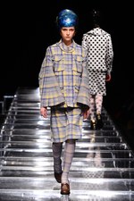 アンリアレイジ 2012-13年秋冬コレクション - 服の“かたち”に時間の概念を与えたら...｜写真8