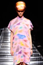 アンリアレイジ 2012-13年秋冬コレクション - 服の“かたち”に時間の概念を与えたら...｜写真24