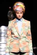 アンリアレイジ 2012-13年秋冬コレクション - 服の“かたち”に時間の概念を与えたら...｜写真33