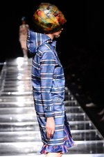 アンリアレイジ 2012-13年秋冬コレクション - 服の“かたち”に時間の概念を与えたら...｜写真36