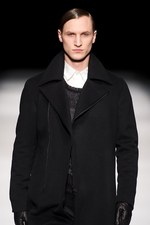 ドレスドアンドレスド 2012-13年秋冬コレクション - 構築的なアイテムの中に見える脆さと繊細さ｜写真25