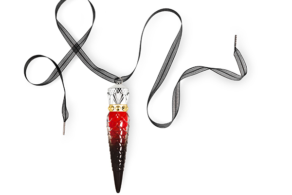 クリスチャン ルブタン ビューティ「ルビベル」&人気マスカラ「レズュノワール」