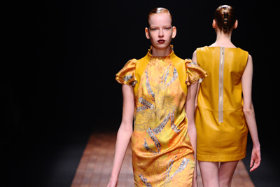 モトナリ オノ 2012-13年秋冬  ウィメンズ コレクション