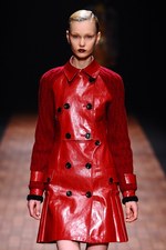 モトナリ オノ 2012-13年秋冬コレクション - レザーを用いたパワフルなコレクション｜写真6