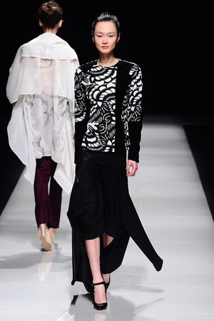 アライサラ 2012-13年秋冬コレクション - 日中の架け橋となることを目指した、東京最後のランウェイショー｜写真16