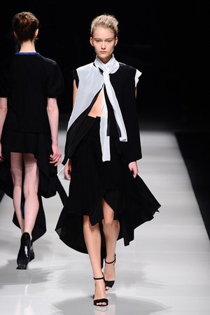 アライサラ 2012-13年秋冬コレクション - 日中の架け橋となることを目指した、東京最後のランウェイショー｜写真22