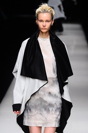 アライサラ 2012-13年秋冬コレクション - 日中の架け橋となることを目指した、東京最後のランウェイショー｜写真32