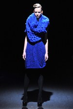 ヨハン クー(Johan Ku) 2012-13年秋冬コレクション - 青をテーマに繊細な精神の旅を表現｜写真14