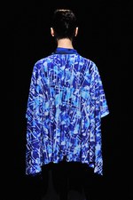 ヨハン クー(Johan Ku) 2012-13年秋冬コレクション - 青をテーマに繊細な精神の旅を表現｜写真34