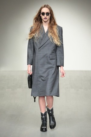 ジョン ローレンス サリバン 18年秋冬メンズコレクション - "邪悪と善良"二面性を持つサイコパス｜写真12