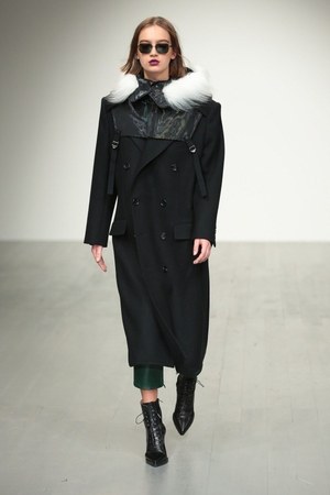 ジョン ローレンス サリバン 18年秋冬メンズコレクション - "邪悪と善良"二面性を持つサイコパス｜写真20