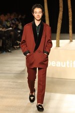 ビューティフル ピープル 2012-13年秋冬コレクション - 能天気なハワイアンムードでリラックストラッド｜写真44