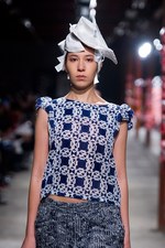 ミントデザインズ 2012-13 秋冬コレクション - 壊れやすい陶器やガラスのイメージをモダンでポップに表現｜写真24