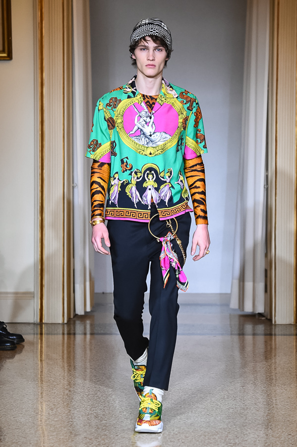 ヴェルサーチェ(VERSACE) 2018-19年秋冬メンズコレクション シルエット - 写真31