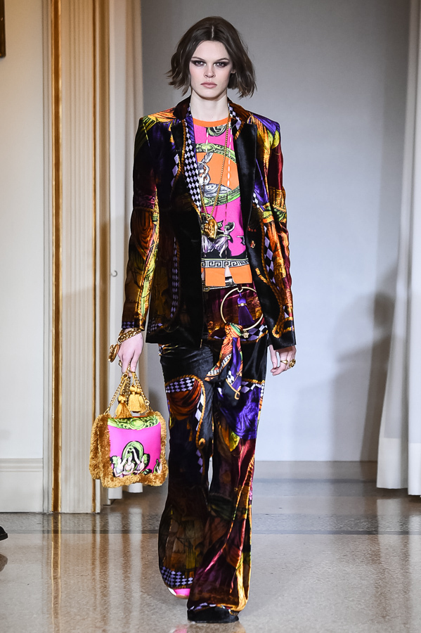 ヴェルサーチェ(VERSACE) 2018-19年秋冬メンズコレクション シルエット - 写真39