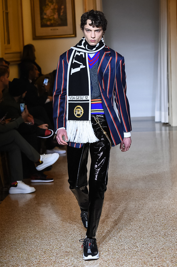 ヴェルサーチェ(VERSACE) 2018-19年秋冬メンズコレクション シルエット - 写真22