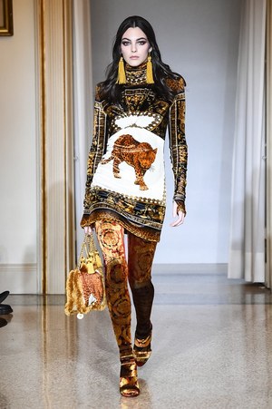ヴェルサーチ2018年秋冬メンズコレクション  - 心温まる、豪華絢爛な原点回帰｜写真4