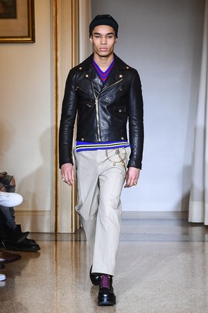ヴェルサーチ2018年秋冬メンズコレクション  - 心温まる、豪華絢爛な原点回帰｜写真30