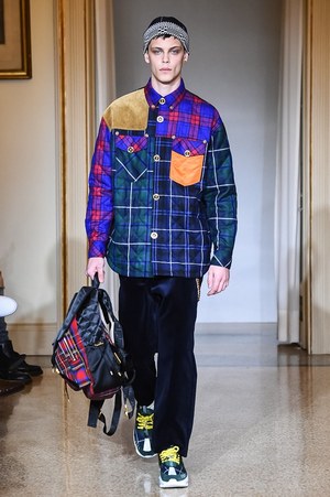 ヴェルサーチ2018年秋冬メンズコレクション  - 心温まる、豪華絢爛な原点回帰｜写真18