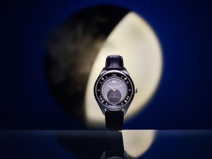 シチズン時計のカンパノラ“月が浮かぶ星空”がテーマの時計、ヴィーナスの2つの表情が示す時の流れ｜写真2