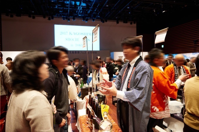 「2018 鹿児島焼酎フェス」恵比寿で開催 - 69の蔵元が集結、約600種の焼酎が飲み放題｜写真2