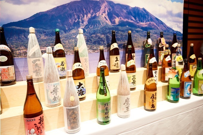 「2018 鹿児島焼酎フェス」恵比寿で開催 - 69の蔵元が集結、約600種の焼酎が飲み放題｜写真0