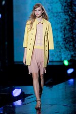 東京ランウェイのフィナーレを飾るジルスチュアート、ロベルト カヴァリに日本のトップモデル達が大集合｜写真6