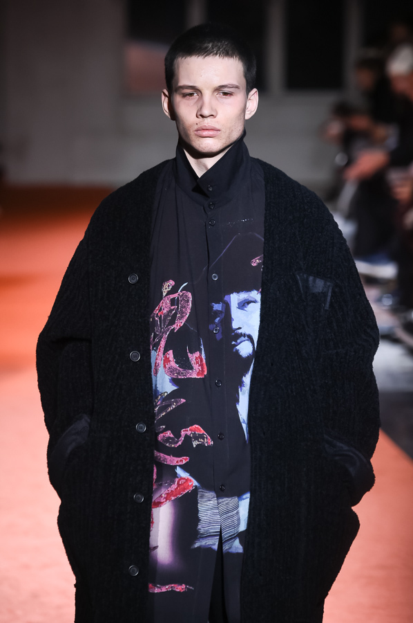 ヨウジヤマモト(Yohji Yamamoto) 2018-19年秋冬メンズコレクション  - 写真58