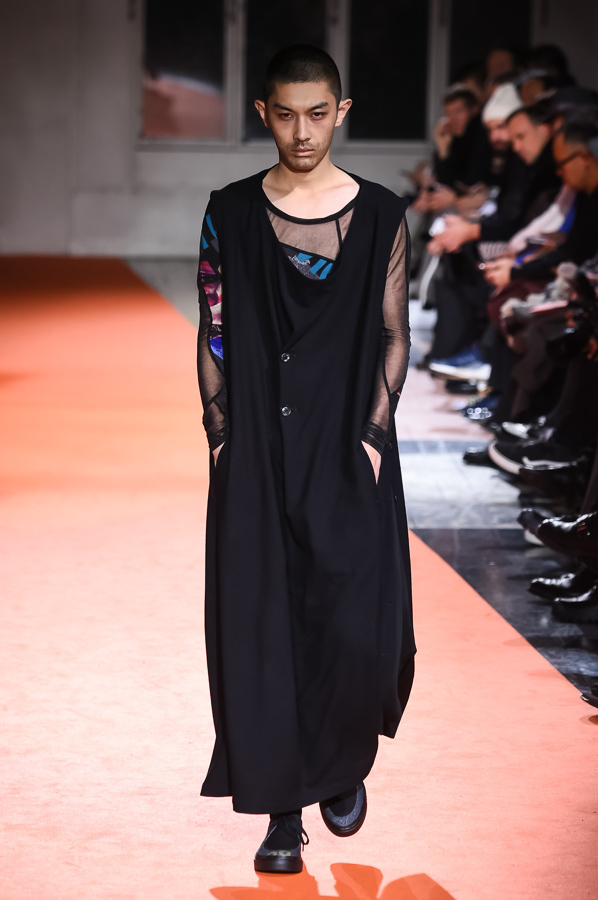 ヨウジヤマモト(Yohji Yamamoto) 2018-19年秋冬メンズコレクション  - 写真53