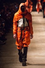 タカヒロミヤシタザソロイスト． 2018年秋冬コレクション - 身体を護る優しき服｜写真36