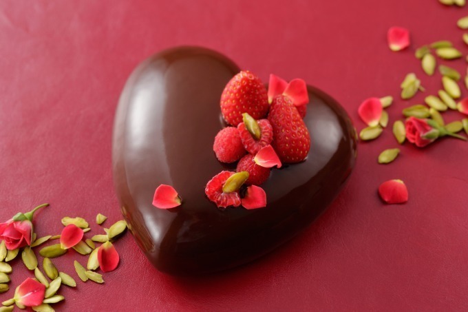 横浜ベイシェラトン ホテル＆タワーズのバレンタイン、一流パティシエが作るハート型チョコ｜写真2
