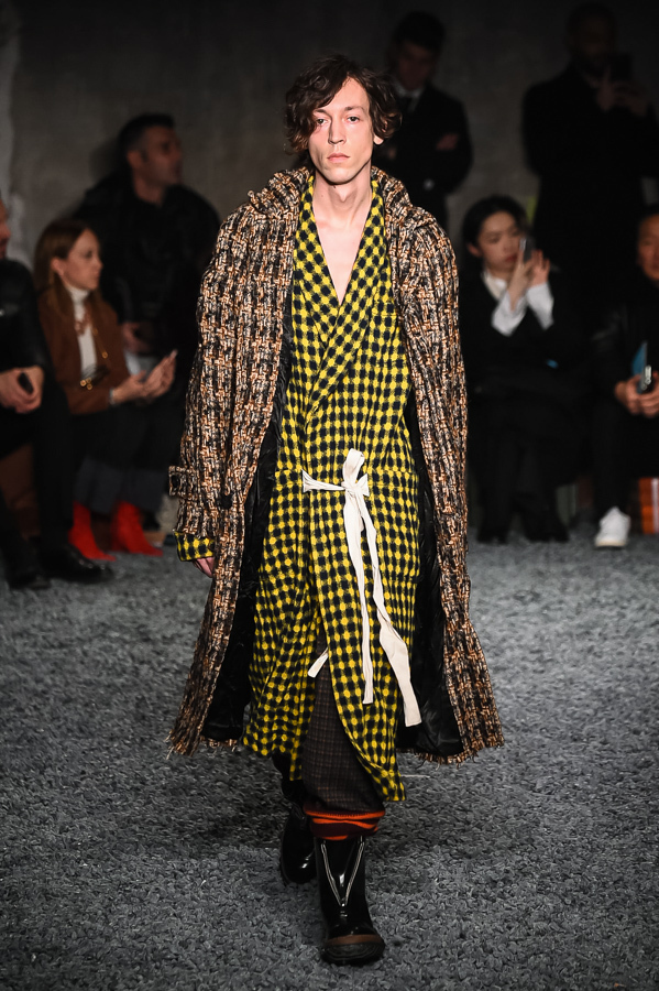 マルニ(MARNI) 2018-19年秋冬メンズコレクション シルエット - 写真38