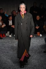 マルニ 2018-19年秋冬メンズコレクション - 自由を謳歌する答えのない旅｜写真1