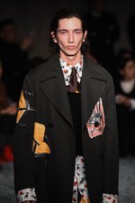 マルニ 2018-19年秋冬メンズコレクション - 自由を謳歌する答えのない旅｜写真4