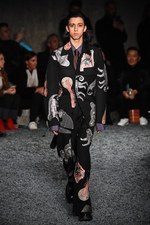 マルニ 2018-19年秋冬メンズコレクション - 自由を謳歌する答えのない旅｜写真5