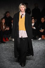 マルニ 2018-19年秋冬メンズコレクション - 自由を謳歌する答えのない旅｜写真8