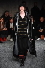 マルニ 2018-19年秋冬メンズコレクション - 自由を謳歌する答えのない旅｜写真9