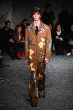 マルニ 2018-19年秋冬メンズコレクション - 自由を謳歌する答えのない旅｜写真13