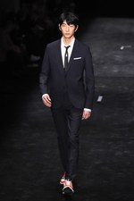 ニール バレット(Neil Barrett) 記号性｜写真2