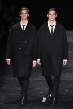 ニール バレット(Neil Barrett) 記号性｜写真4