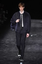 ニール バレット(Neil Barrett) 記号性｜写真8