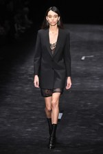 ニール バレット(Neil Barrett) 記号性｜写真15