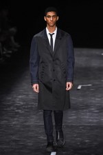 ニール バレット(Neil Barrett) 記号性｜写真20