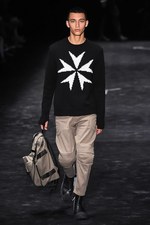 ニール バレット(Neil Barrett) 記号性｜写真37