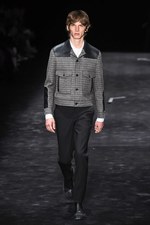 ニール バレット(Neil Barrett) 記号性｜写真44