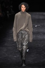 ニール バレット(Neil Barrett) 記号性｜写真45